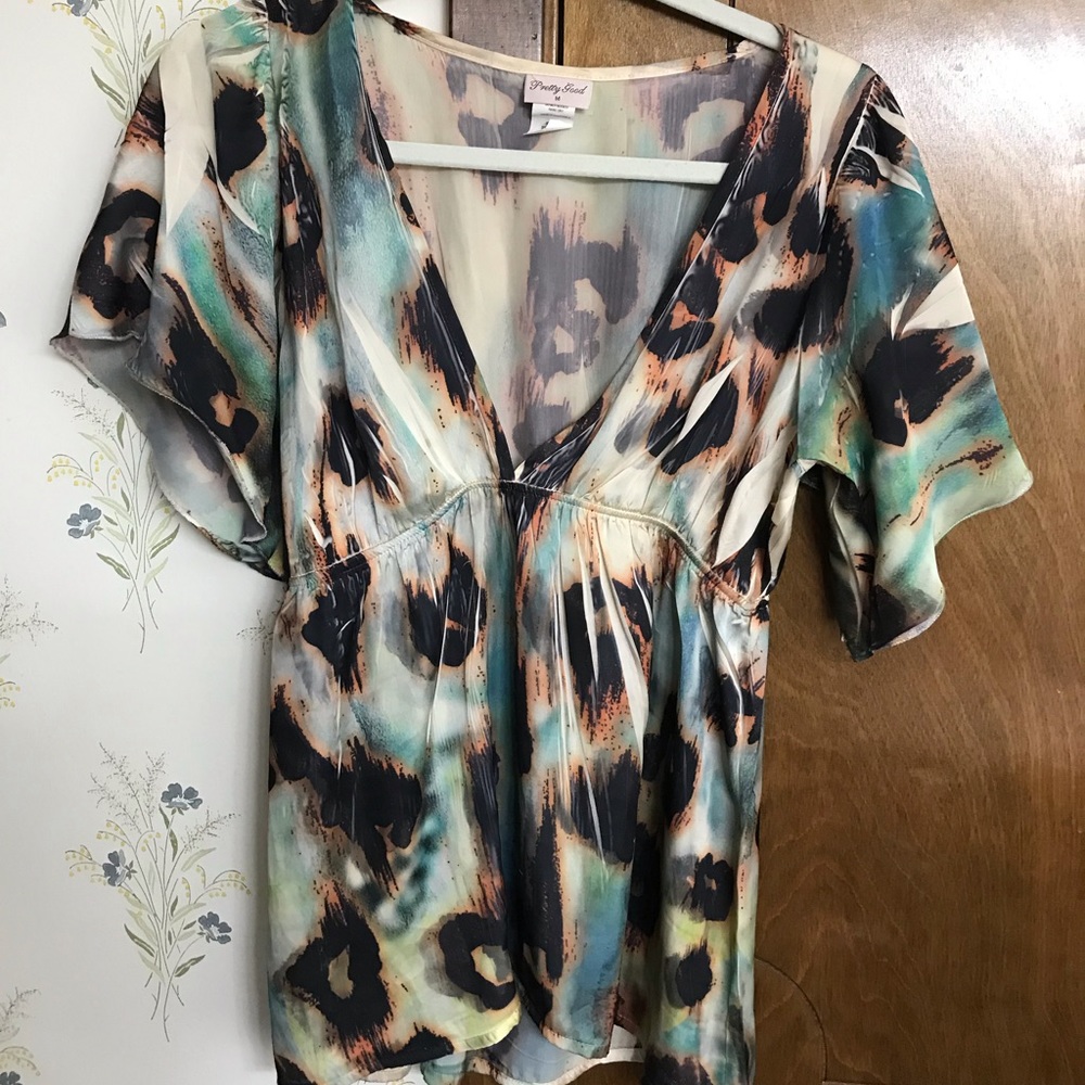Pretty Good name brand dress blouse